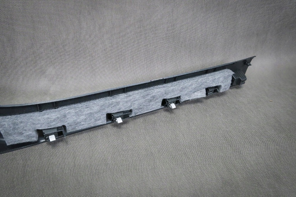 фото №10, Молдинг порог внутренняя audi q7 4m 4m0853370b