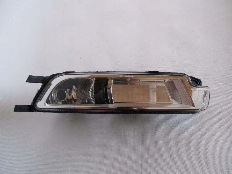 фото №1, Volkswagen passat b8 протитуманна фара правий vw 3g0.941.662g