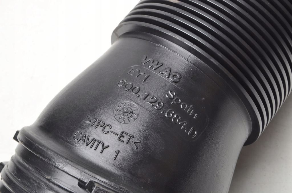 фото №7, T-roc cupra formentor 1.5 tsi труба резонатор 05e129654k 5q0129684d 2023r