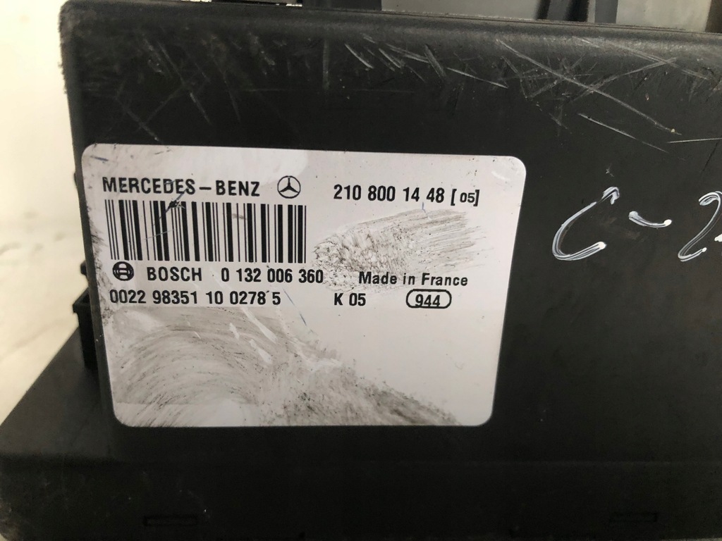 фото №4, Помпа замка центрального mercedes 2108001448