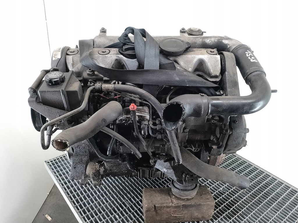 фото №1, Двигатель volvo v70 i d5252t 2.5 tdi