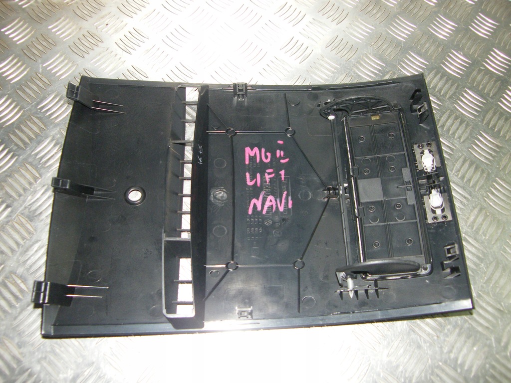 фото №2, Захист навігації корпус дисплея renault megane ii lift