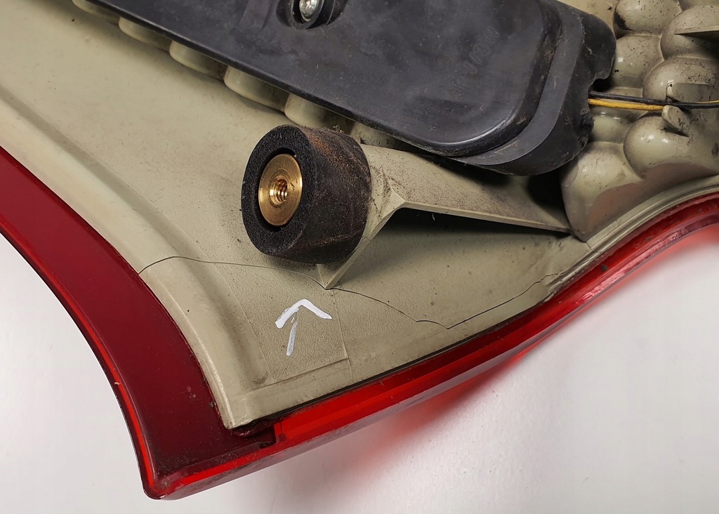 фото №9, Лампа правая задняя задняя крышки volvo v70 iii europa