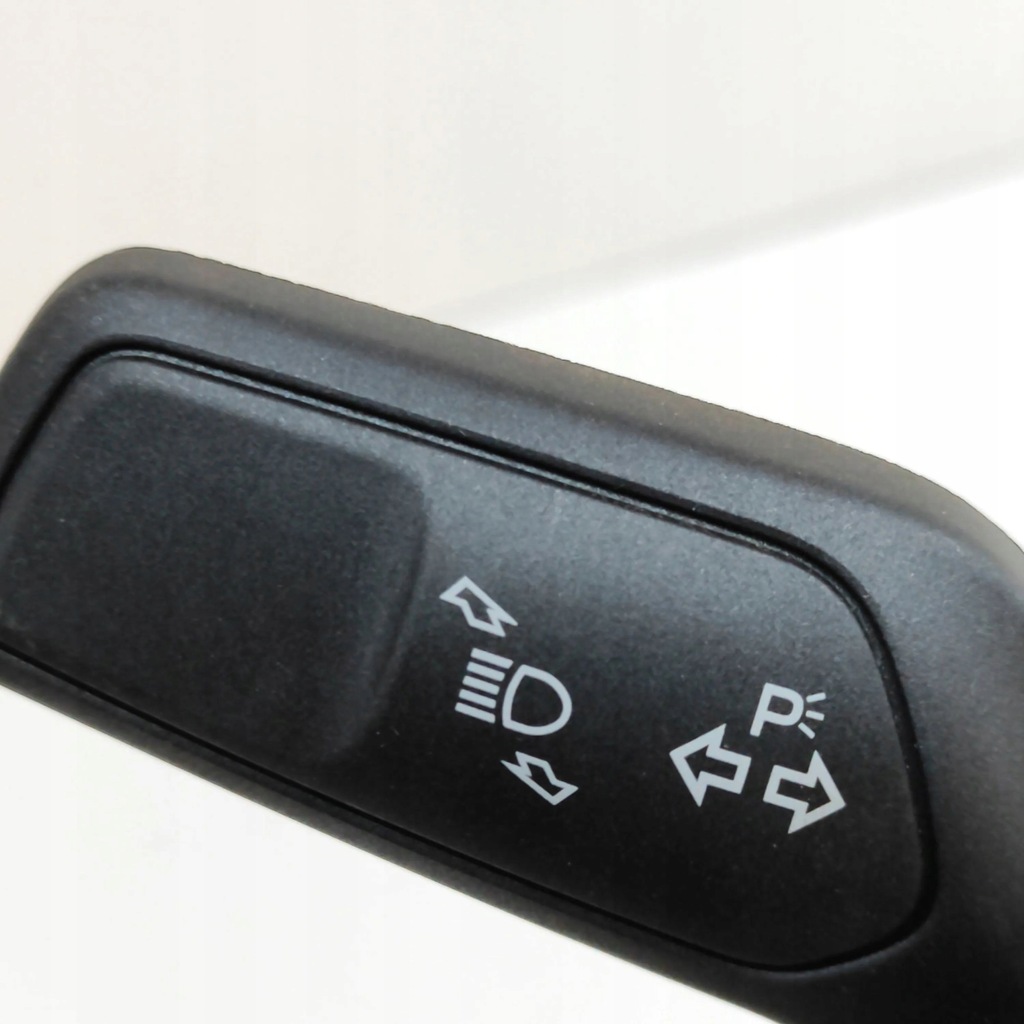 фото №10, Ford mustang mach-e 2023 важіль / перемикач поворотники