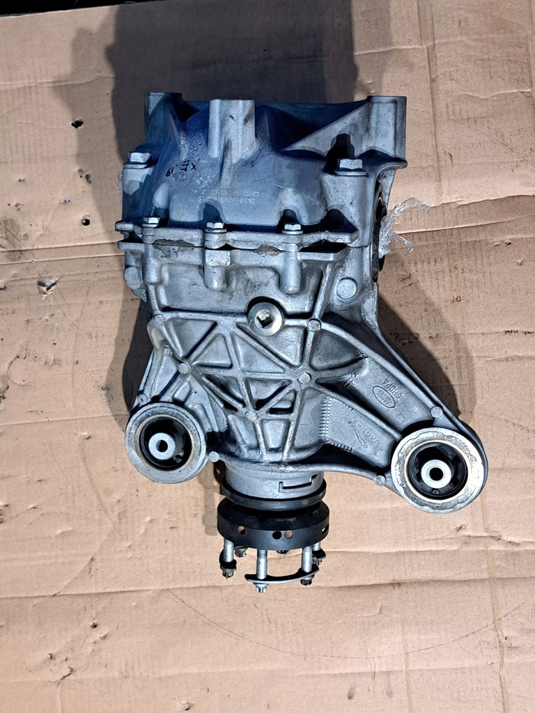 фото №6, Jaguar xe 2019 полный дифференциалы