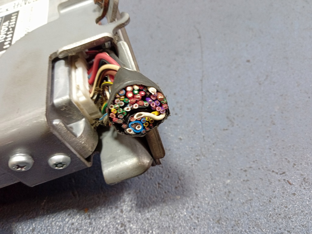 фото №4, Toyota previa ii 2.4b блок управления двигателя 8966128a41