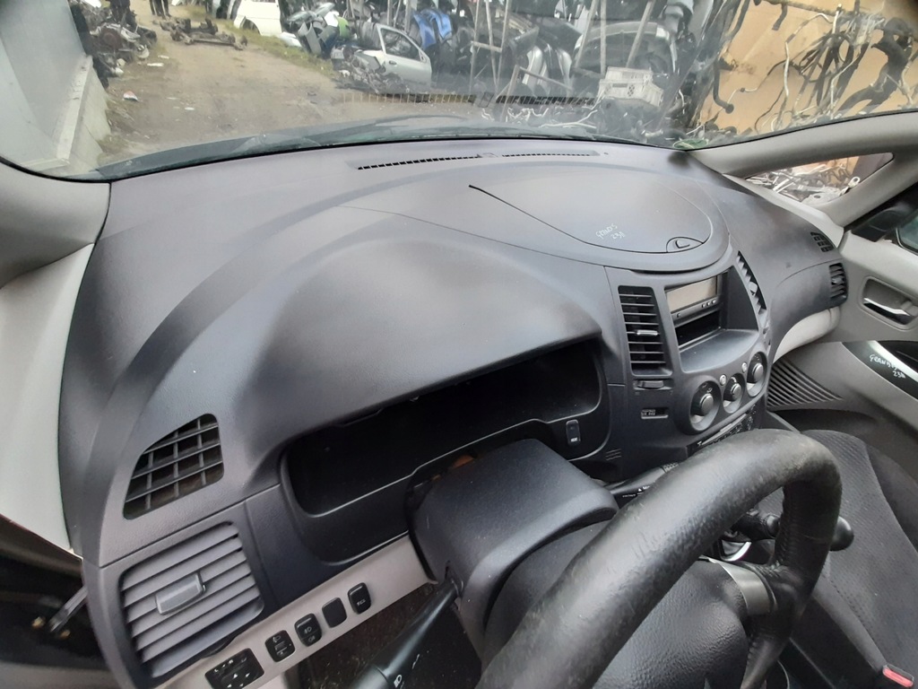 фото №7, Mitsubishi grandis pulpit приборная панель приборная консоль