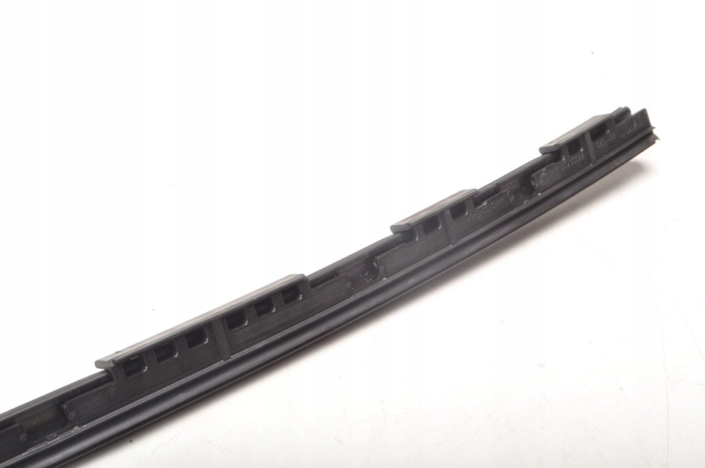 фото №10, Toyota supra mk5 прокладка уплотнитель левая 8811023