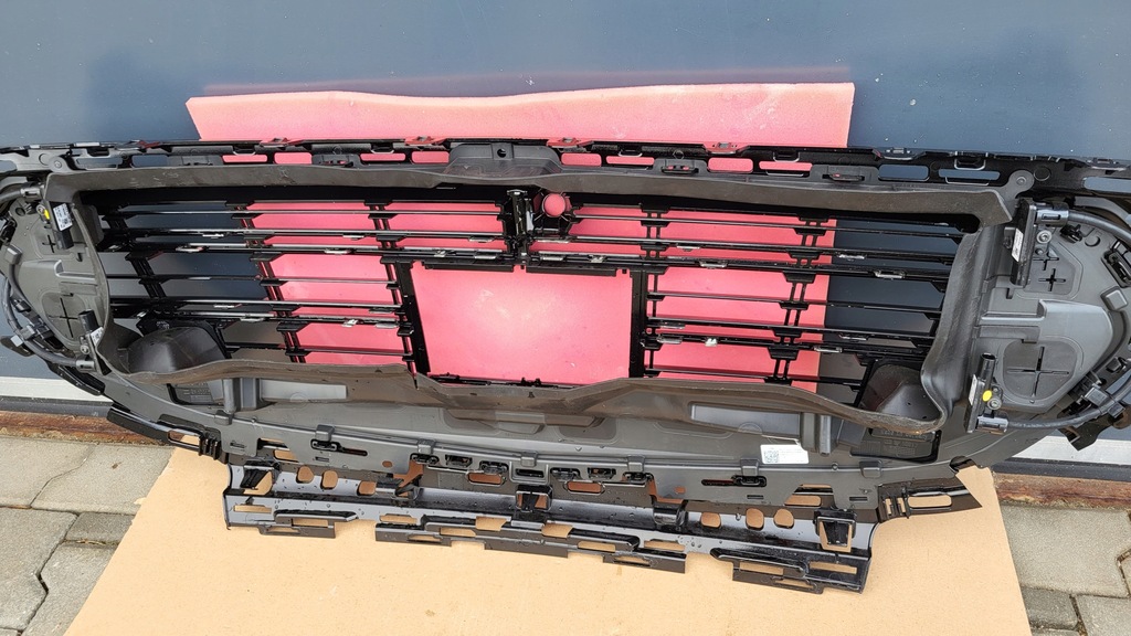 фото №9, Решётка радиатора радиатора решётка радиатора mercedes w214 e klasa 22- a2148804801 комплектная оригинальный номер