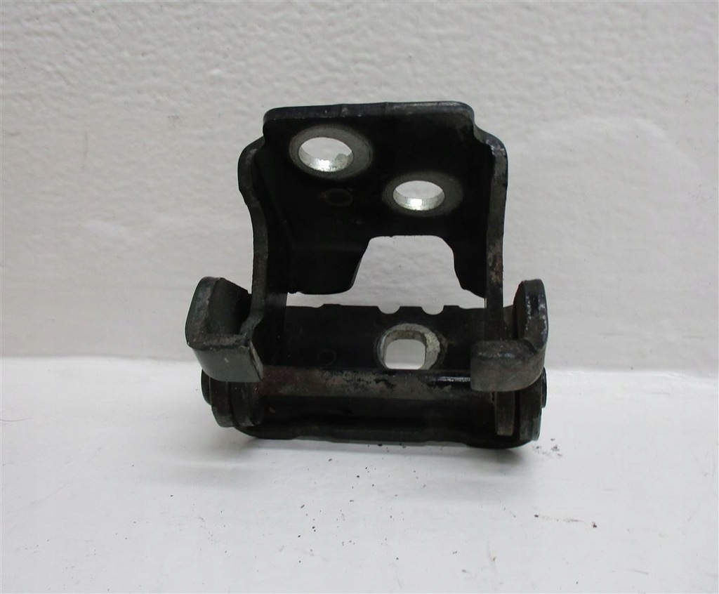 фото №5, Петля двері правий перед нижній citroen c5 iii ktvd