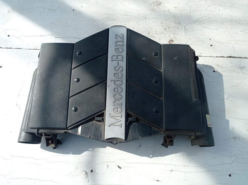 фото №1, Корпус фільтра повітря 3,2 5,0 b mercedes w220