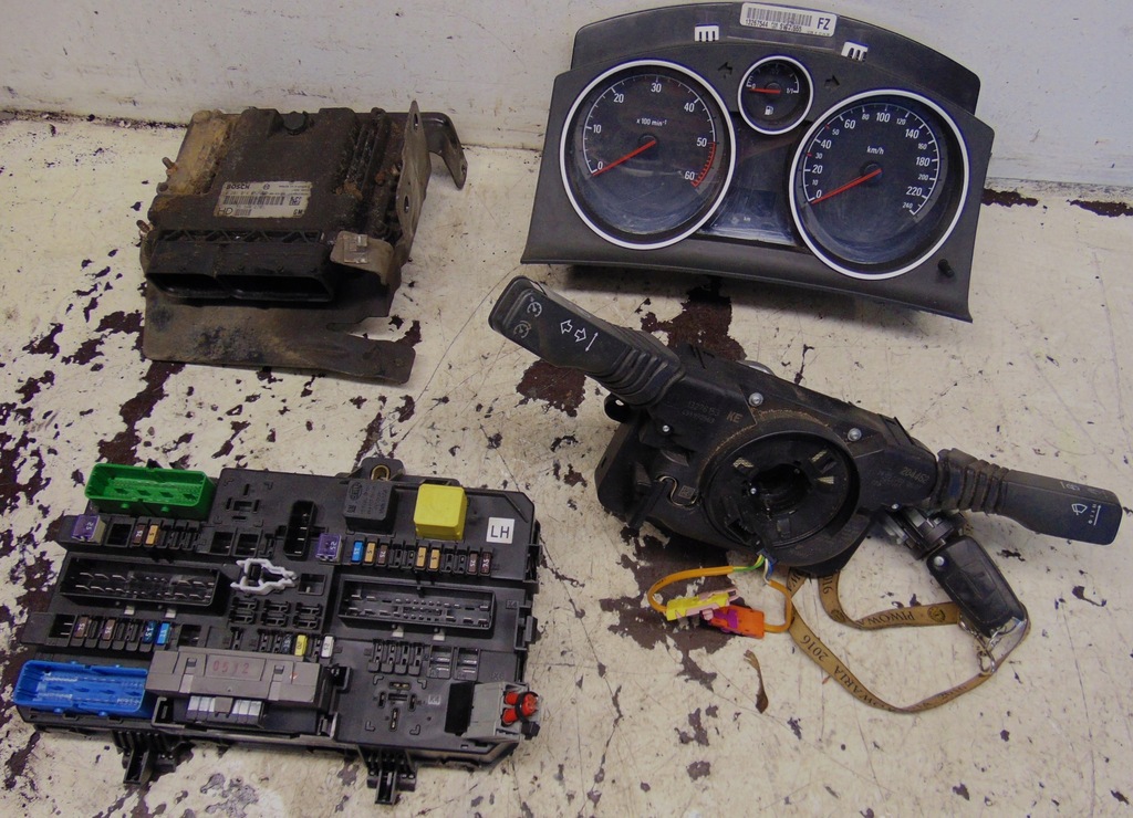 фото №1, Набор стартовый иммобилайзер opel zafira ii b 1.9cdti europa