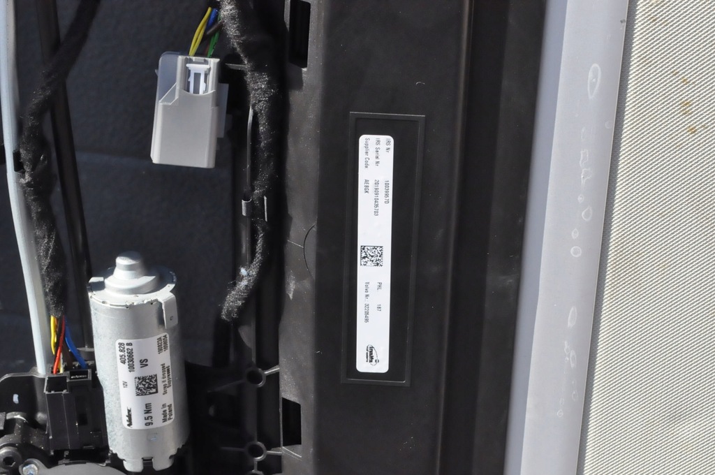 фото №9, Volvo xc90 ii xc60 s90 v90 s60 v60 люк 32205495 405.828