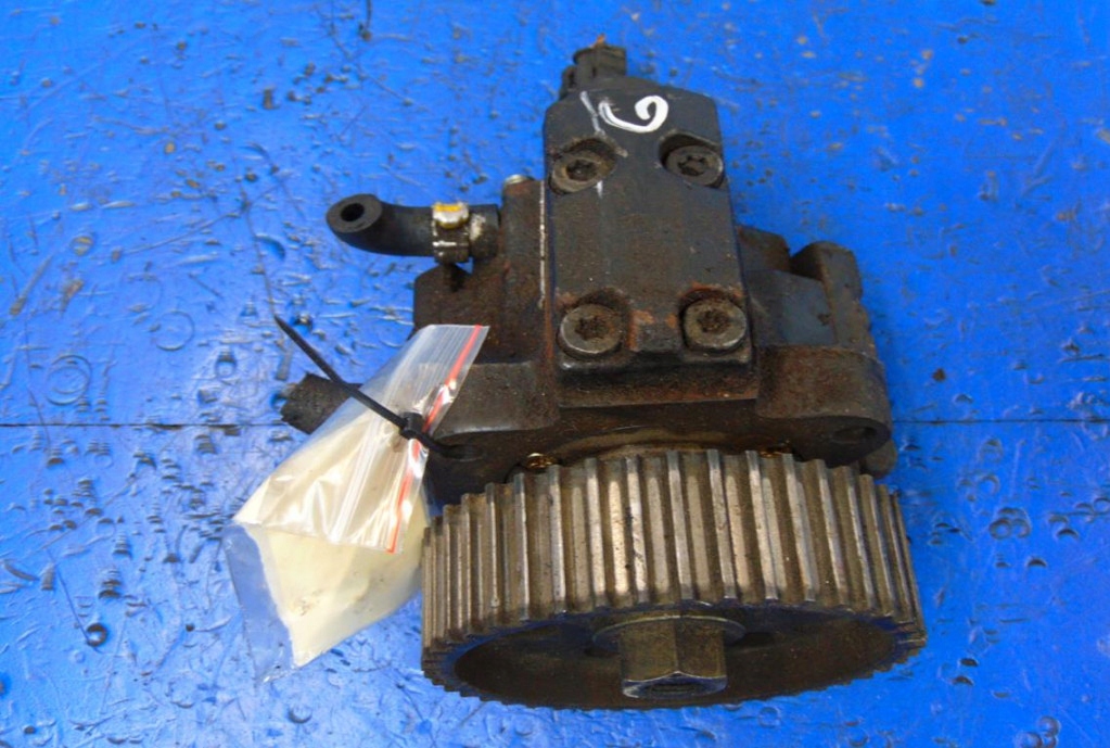 фото №1, Alfa romeo 156 1.9jtd насос впрыскная 0445010007