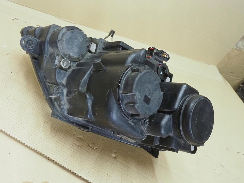 фото №13, Лампа перед левая lancia phedra 1494332080 89006365 europa