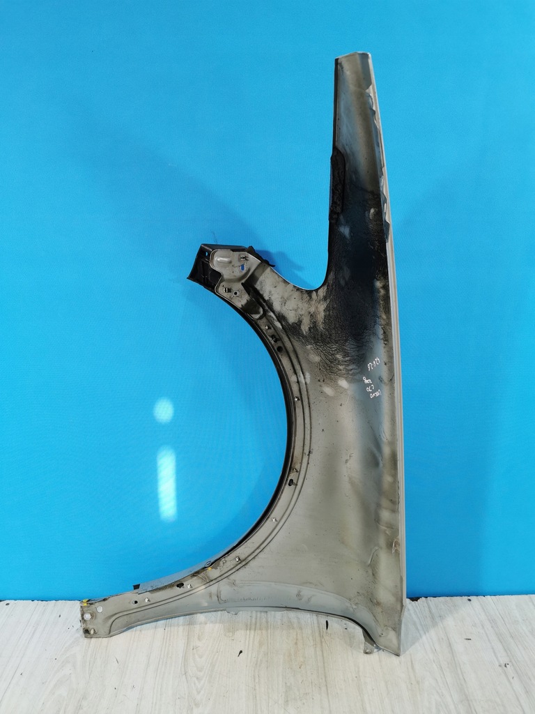 фото №6, Volvo c30 06/10 крыло перед передний правый молдинг 426-26