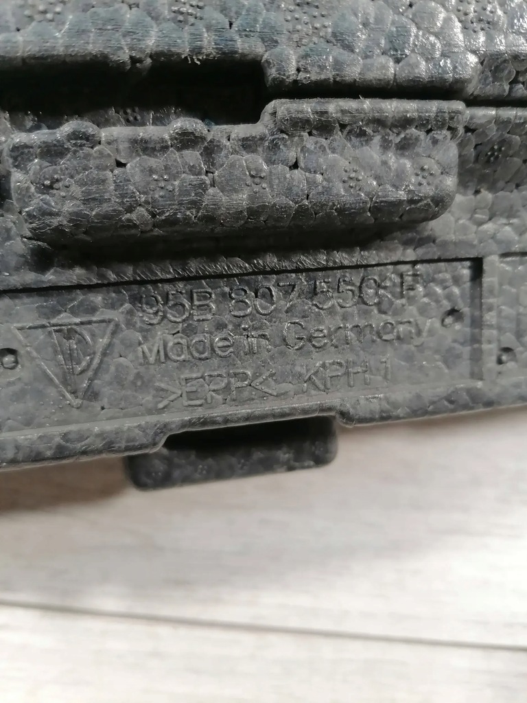 фото №8, Macan абсорбер пена перед 95b807550f