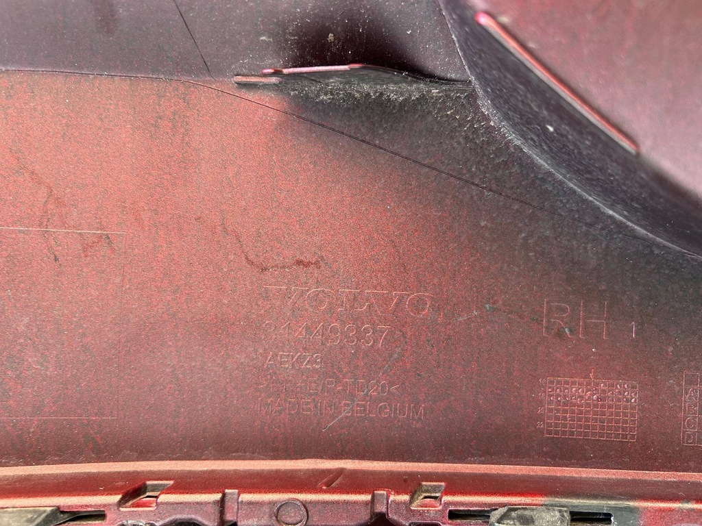 фото №8, Volvo xc40 бампер задняя 31449336 оригинал