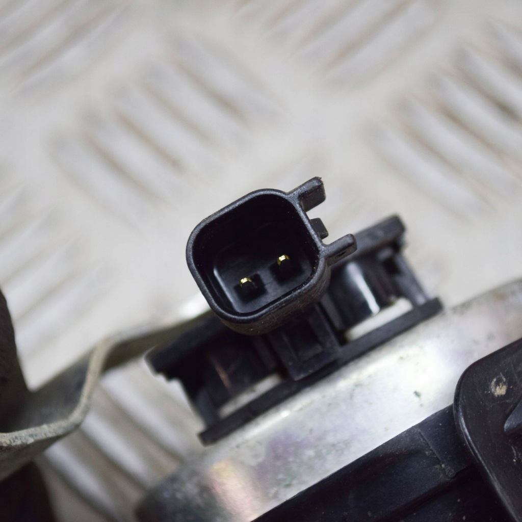 фото №6, Volvo s60 2016 клаксон