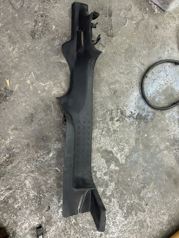 фото №1, Молдинг порог правая vw caddy lift 2k0853372e