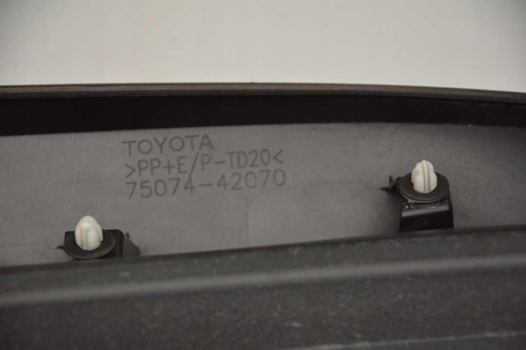 фото №5, Молдинг дверь левый перед toyota bz4x 23-2025r 75074-42070