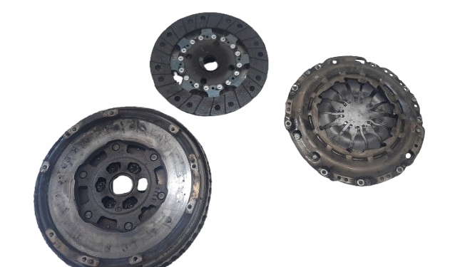 фото №1, Dacia duster ii 1.3 tec диск притиск колесо двомасовий