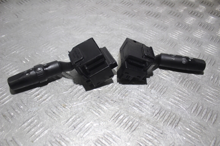 фото №1, Переключатель комбинированный света mazda 3 i