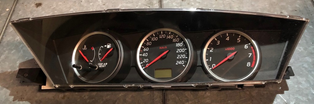 фото №1, Nissan primera p12 2.0 b счетчик av615