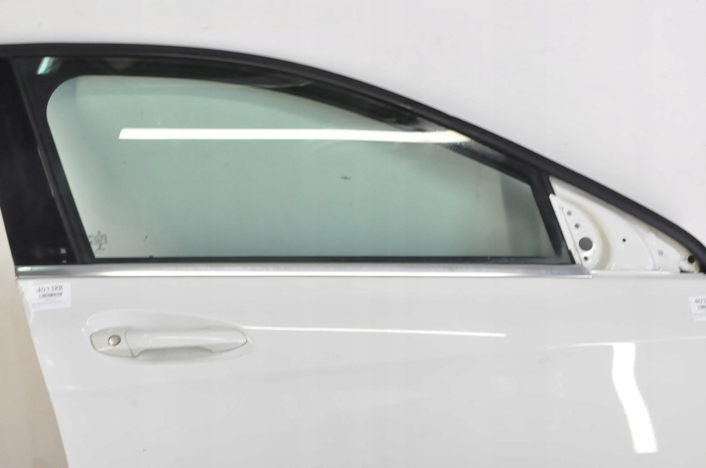 фото №8, Mercedes w176 дверь правый перед передние 650