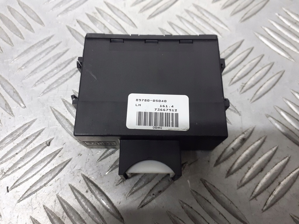 фото №1, Модуль иммобилайзер toyota avensis t25 89780-05040