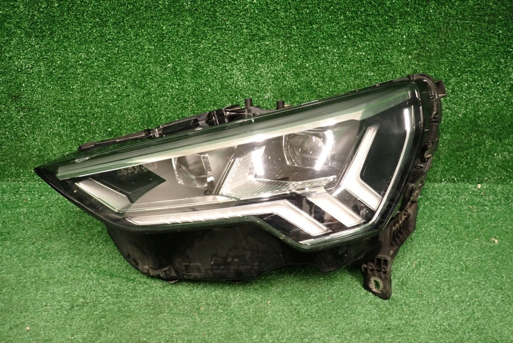 Купити Фара перед ліва audi q3 83a full led 2019 83a941035