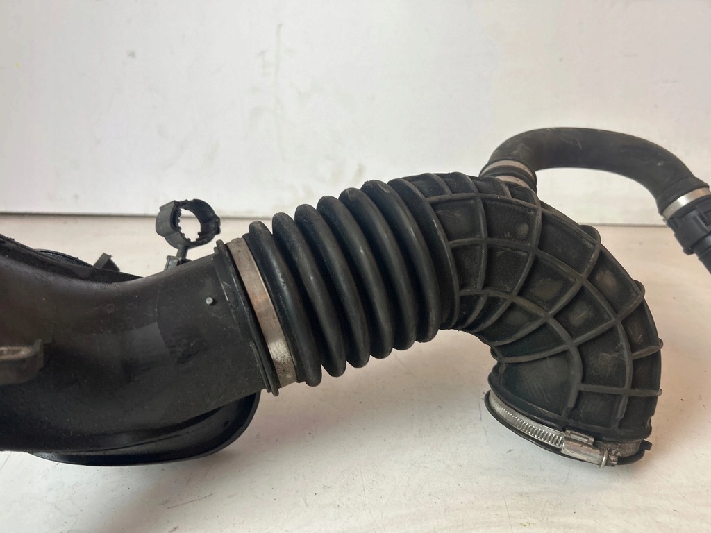 фото №9, Шланг труба воздухозаборник воздуха резонатор bmw f20