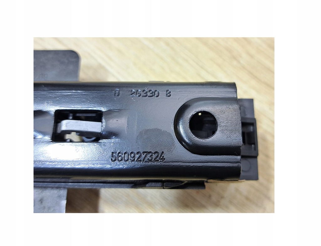 фото №2, Exeo a4 b8 повзунок регулювання поперечина перед