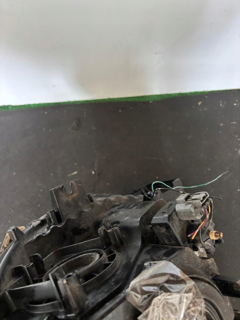 фото №15, Лампи передні фари mitsubishi pajero sport l200 галогенна демонтаж