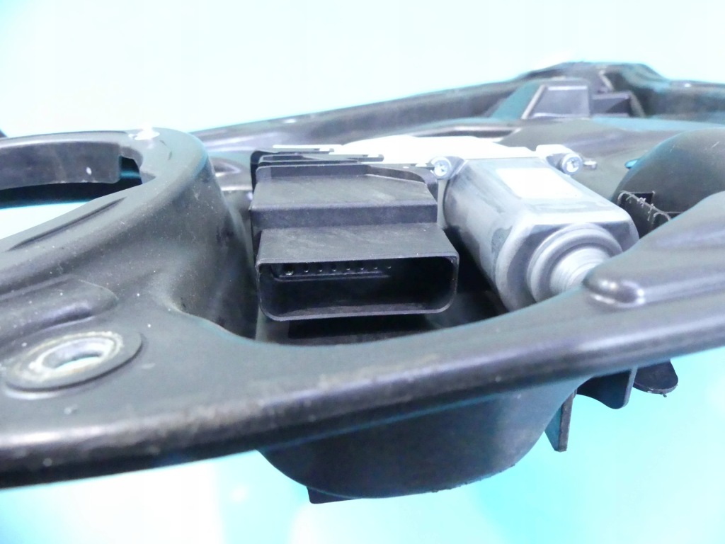 фото №4, Подъемник задняя левый vw tiguan i 07-16