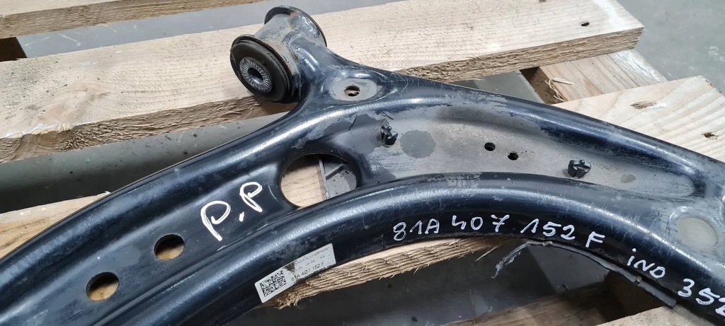 фото №13, S3 8y a3 рычаг правый перед передний 2.0 tfsi 81a407152f