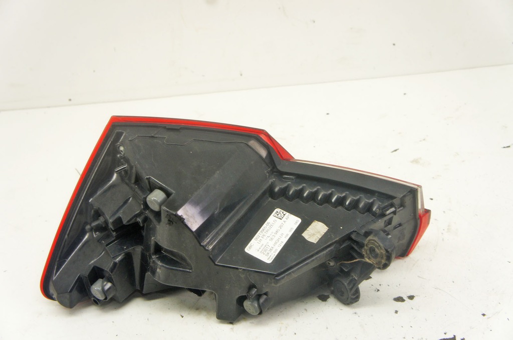 фото №10, Th086 skoda octavia iv лампа левый задняя 5e3945207a kombi