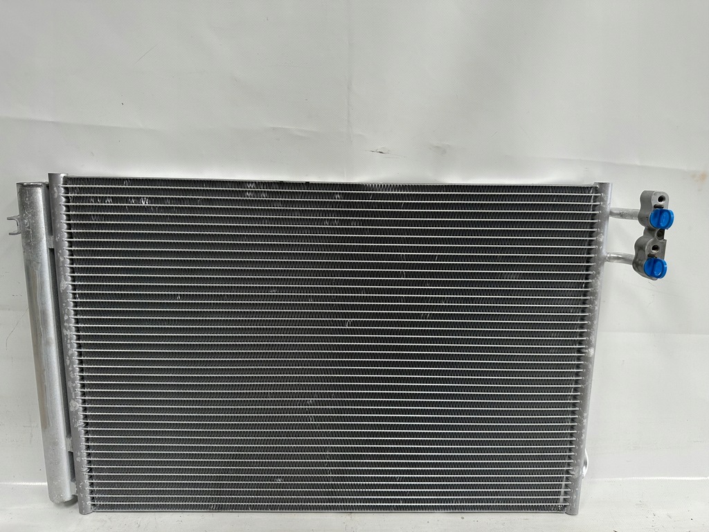 фото №1, Радіатор кондиціонера bmw e81 e84 e87 e90 e93