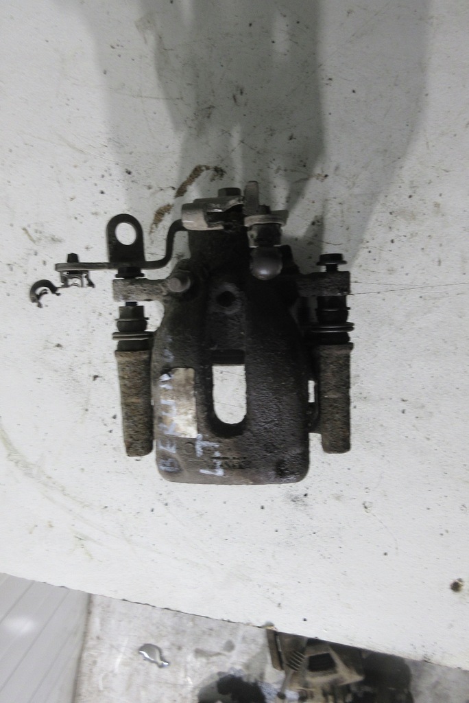 фото №1, Citroen berlingo iii b9 partner суппорт левый задняя