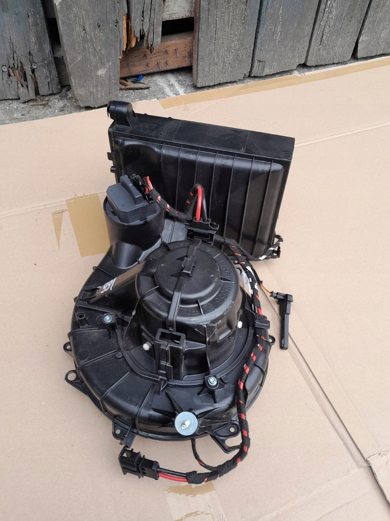 фото №1, Вентилятор вентилятор отопитель porsche 991