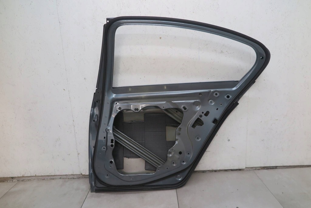 фото №6, Дверь правое задние правый задняя bmw 5 v g30 sedan