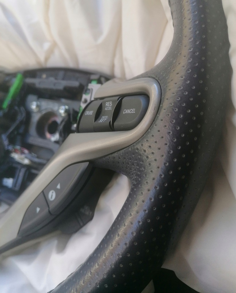 фото №14, Воздуховод кожа лепестки переключения автоматическая коробка передач состояние bdb оригинал honda jazz iii 2008-2014