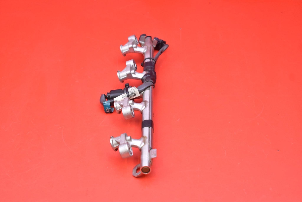 фото №6, Молдинг впрыскная форсунки pe0113250b mazda mx5 mx-5 4 iv nd 2.0 lift 15-21