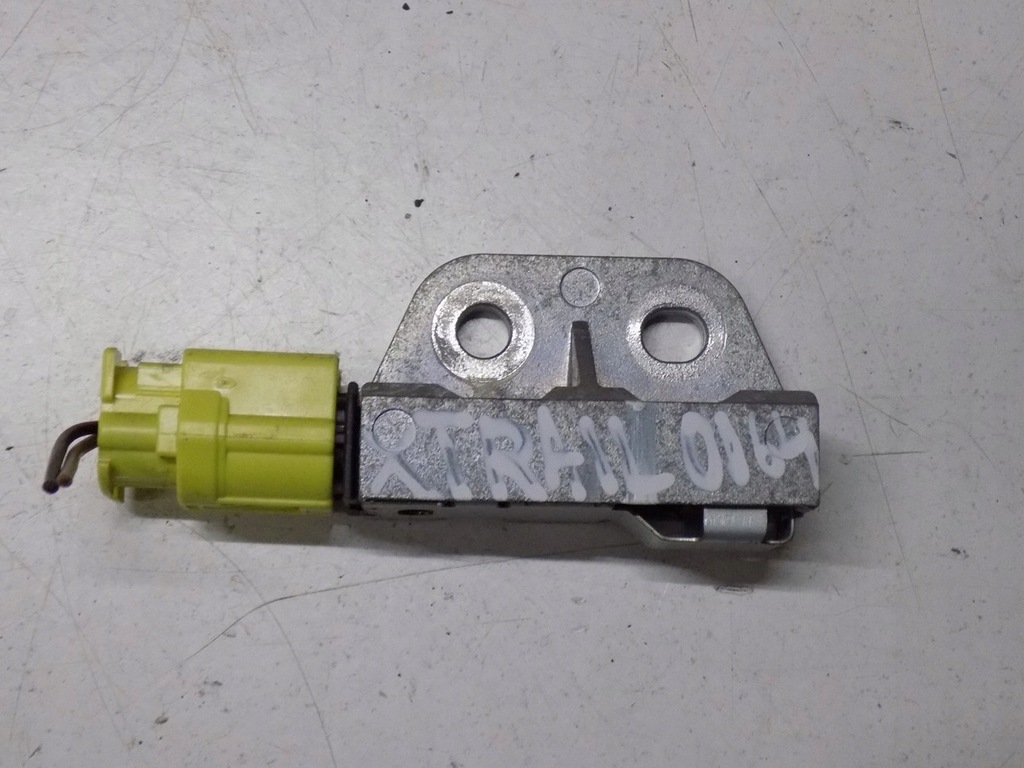 фото №11, Nissan x-trail t30 датчик удару