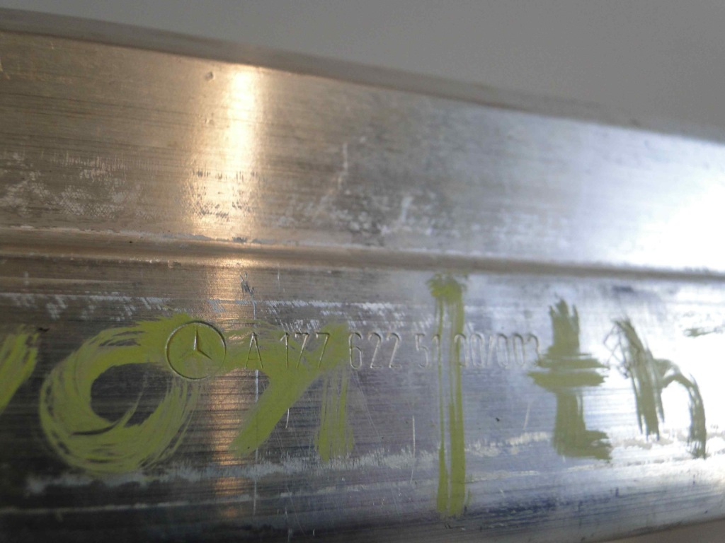 Mercedes-benz оригінальний номер a1776225100 в Україні