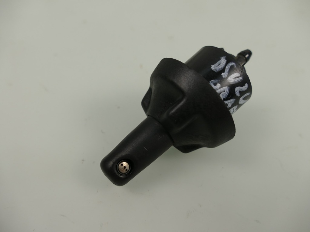 фото №1, Isuzu grafter n35 омыватель насадка распылителя