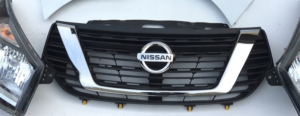 фото №1, Nissan nv300 решітка радіатора решітка радіатора бампер перед капот