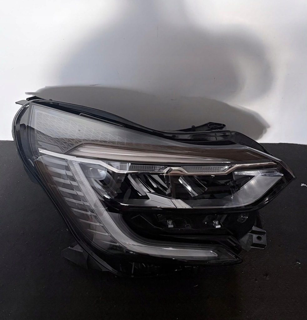 фото №1, Лампа правая фара правый renault captur 2 ii full led pure idealna eu