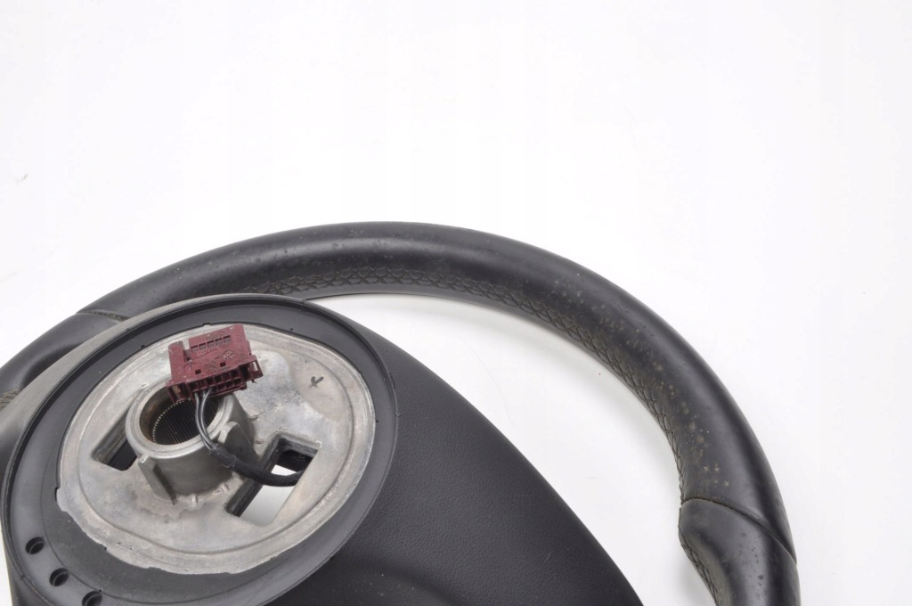 Mercedes w176 руль кожаный многофункциональный a2464603803 с Разборки