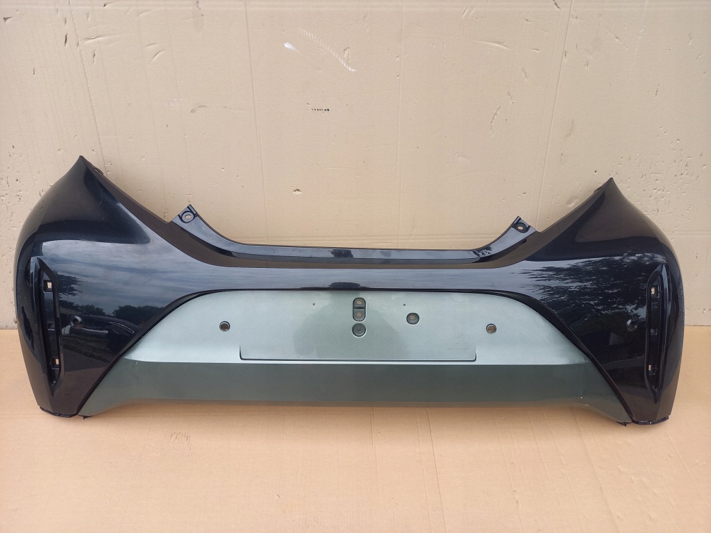 фото №1, Toyota aygo x бампер задний задняя оригинал!